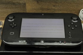 NINTENDO WUP-101(02) WII U CONSOLE & GAMEPAD W/ CORDS AND MOTION BAR 
