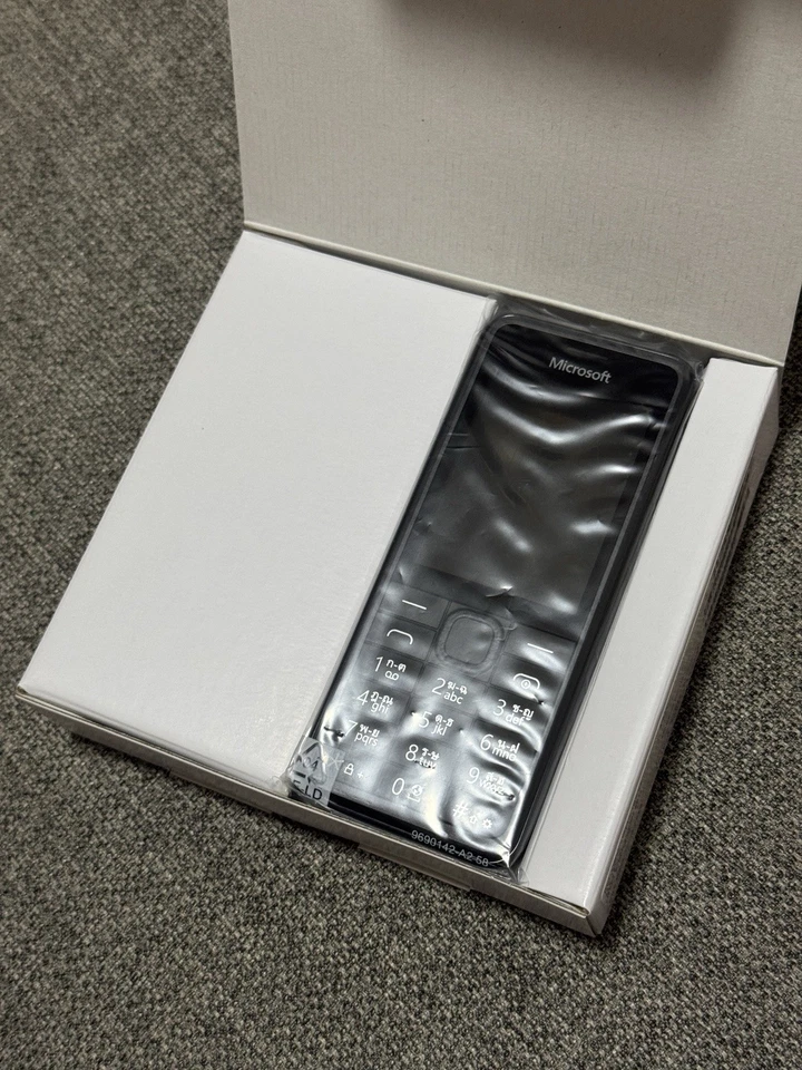 Nokia Prototype Microsoft RM-1182/83 Prototype BRAND NEW IN BOX RARE UNRELEASED - Image 4 of 4