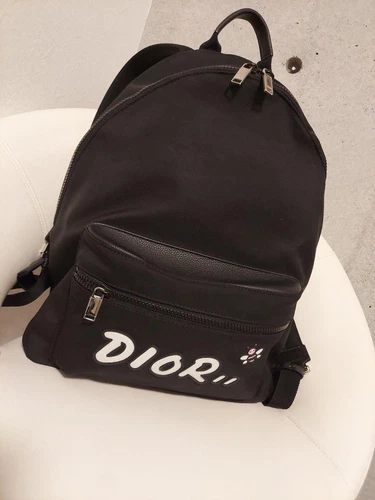 Sac à dos Dior vaches logo Kaws