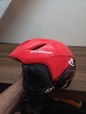 Giro Red Youth SKI OR SNOWBOARD Helmet MEDIUM