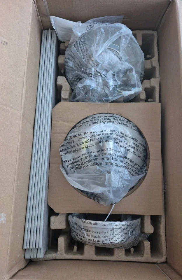 Open Box HUNTER ANZA 52” LED CEILING FAN WIHT LIGHT , REMOTE  - Image 3 of 3