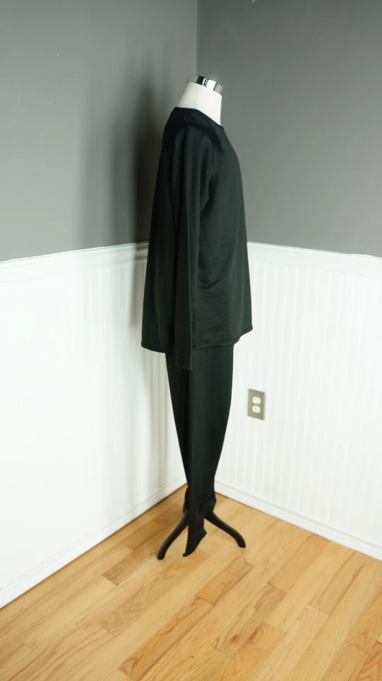 Realtree Base Layer Fleece Polyester Black L 42/44 Shirt & L 36/38 Pants - Image 2 of 4