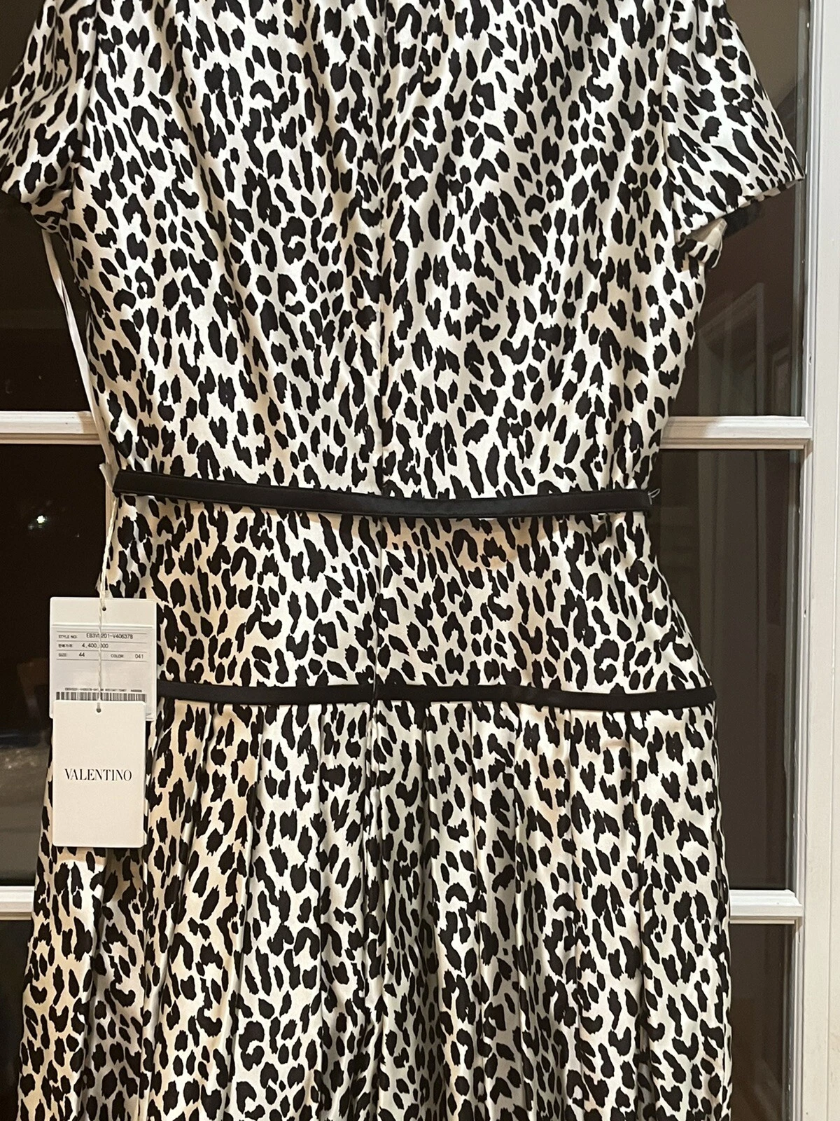 Abito VALENTINO Made In Italy stampa animalier nuovo con etichette $2999 taglia 44