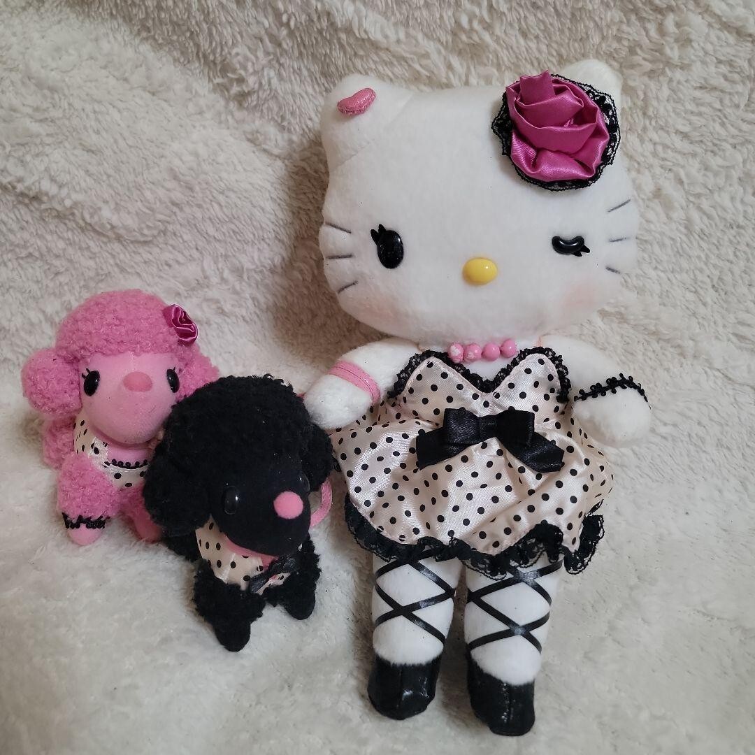 Sanrio Vintage Hello Kitty With Pink Poodle Momoberry Multicolor 