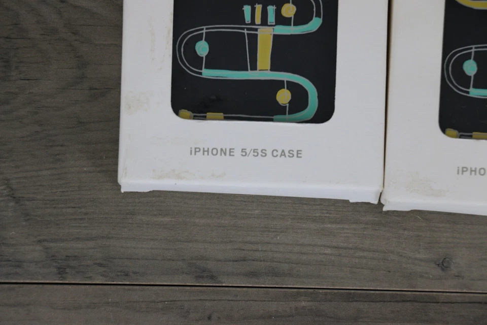 Lote Paquete Fossil iPhone 5/5S Funda Teléfono Ajustada Silicona Goma Trompeta Azul Marino Foto 2 de 4