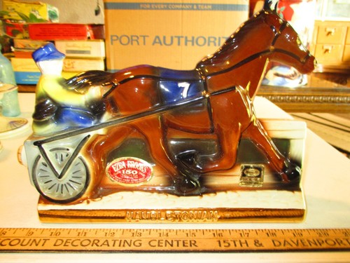 Vintage 1970 Ezra Brooks Hambletonian Harness Horse Racing Decanter, Jockey