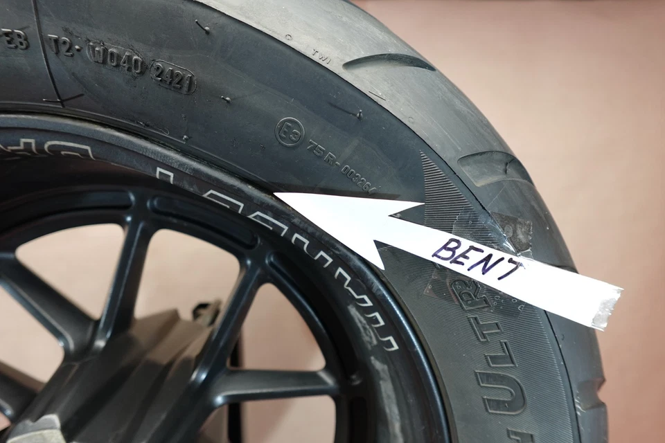 2018-2024 Harley Davidson Fat Bob FXFBS 114 задний обод шины METZELER (СОГНУТЫЙ) - Изображение 2 из 4