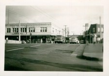 1940s WWII soldier's Honolulu Hawaii Photo North King S,t Pacific Clothing Bldg