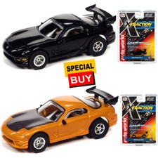 Auto World Xtraction R34 1995 Mazda RX7 Combo HO Scale Slot Cars