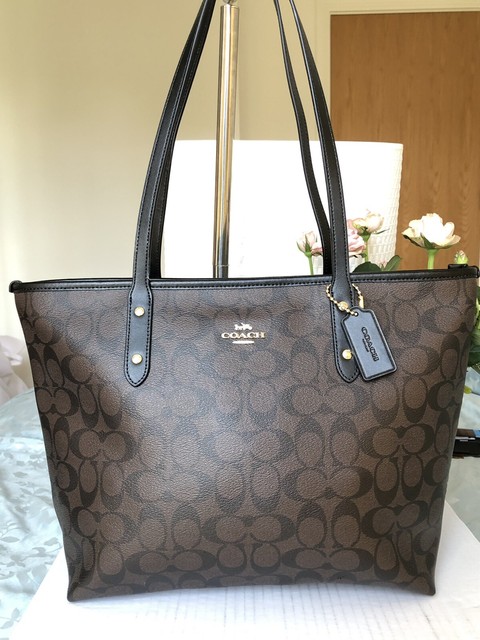coach signature handbag