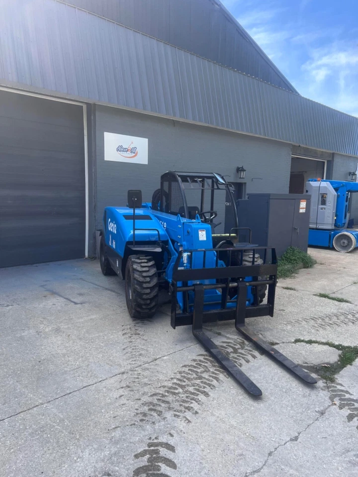 全新 2024 Genie GTH5519 小巧型 TELEHANDLER TELESCOPIC FORKLIFT 19' 5500LBS — 第 2/4 张图片