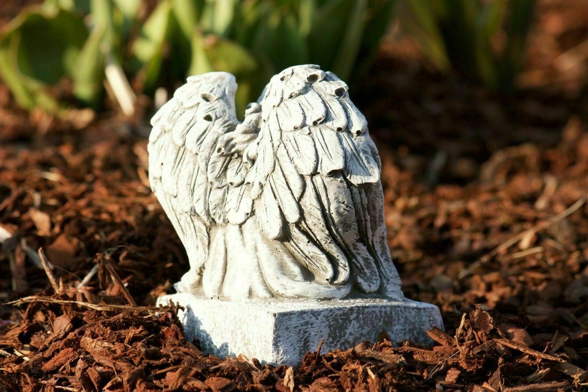 Preghiere Per Le Immaginette Dei Defunti: Sai Quale Scrivere - Foto 9