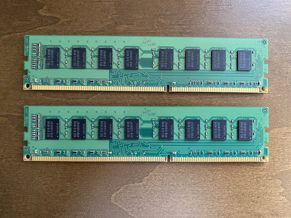 2x Samsung Ram Memory 2GB 2rx8 PC3-10600U M378B5673FH0-CH9 1035 4GB - Image 2 of 2