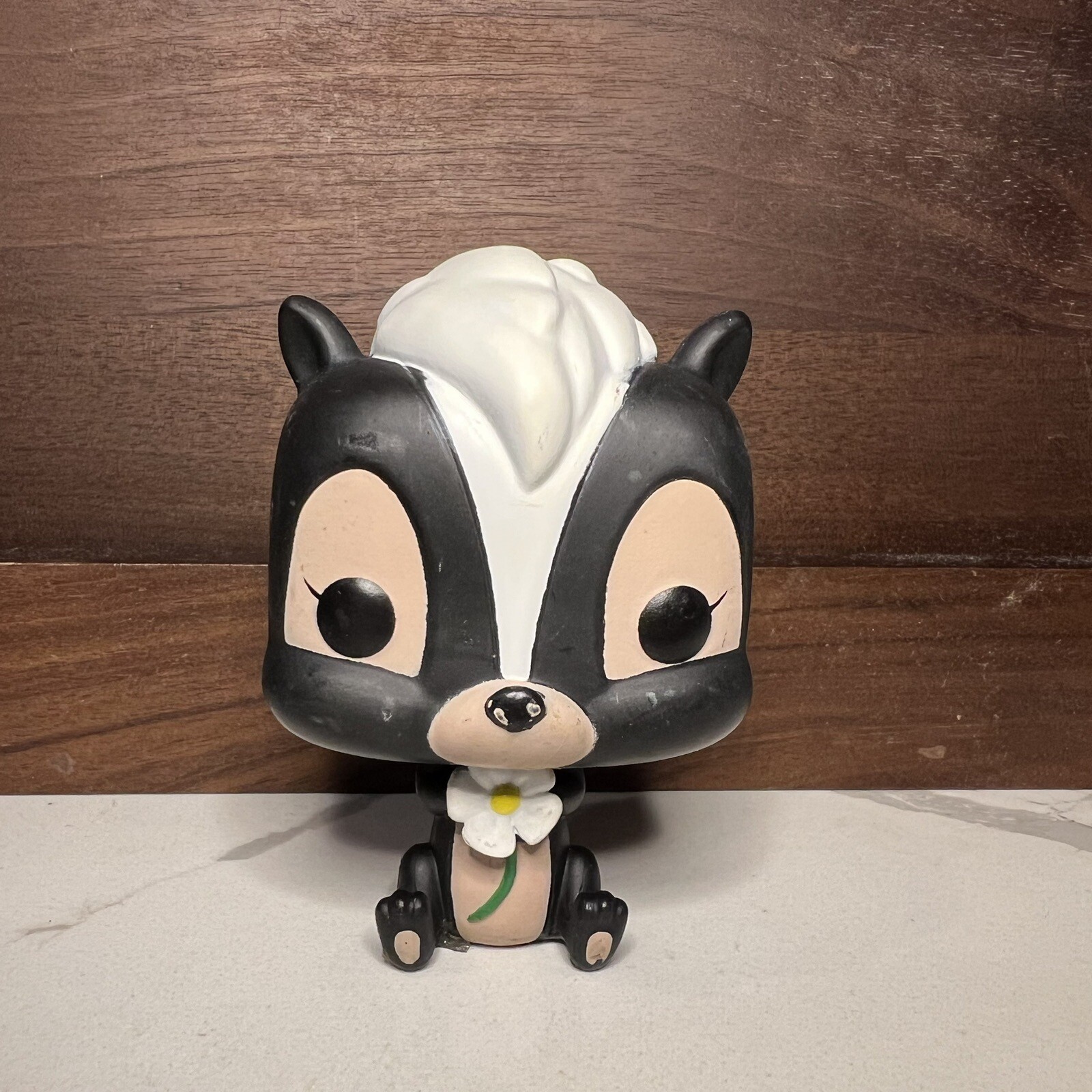 Funko Pop! Figura De Vinilo Abovedada Disney Bambi Flor #96 Skunk Suelta Sin Caja