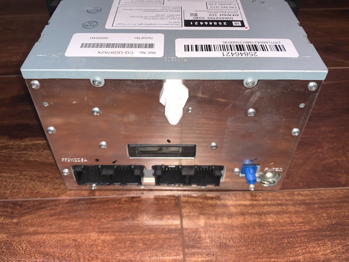 Denso DW468100-6030 GM 25846421 DVD Navi Radio Yukon Suburban