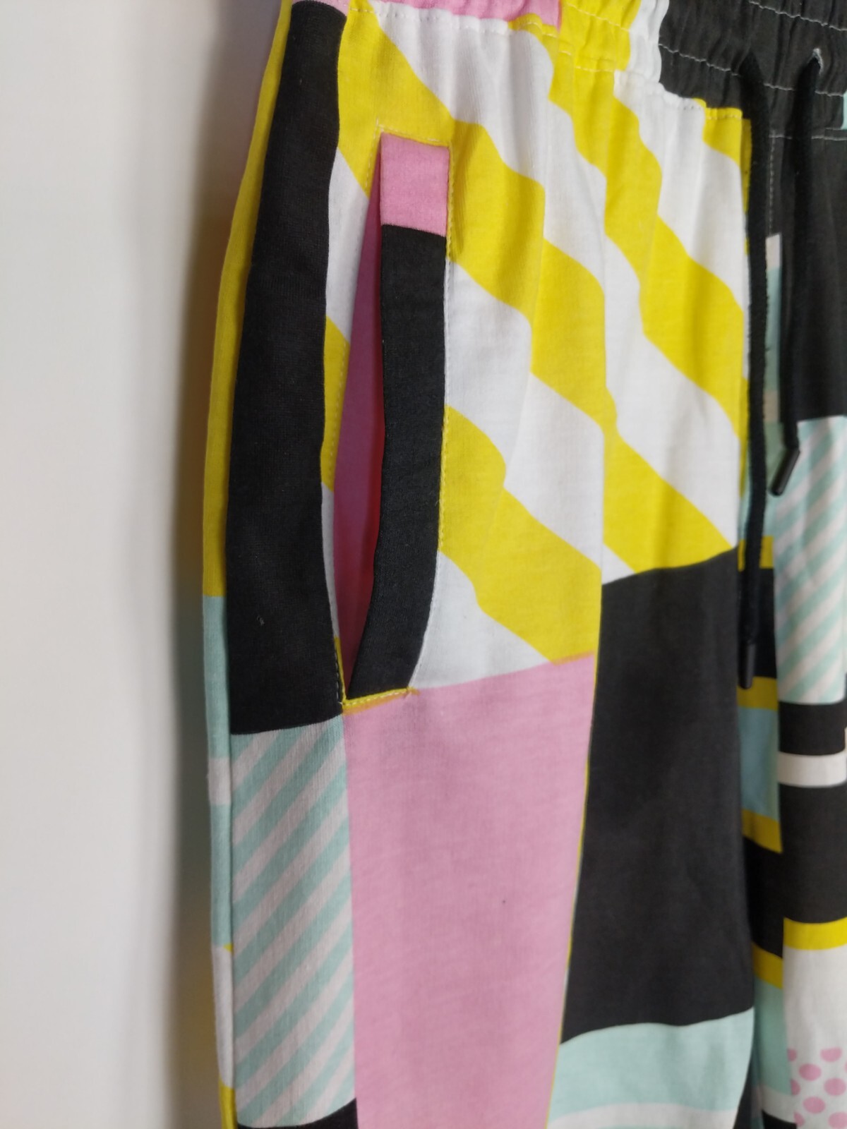 Reason Multicolor Colorblock Geometric Retro Draw… - image 2