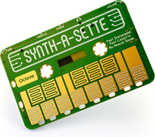 Banana Keyboard Synth: Compact Cassette-Sized Analog Synthesizer