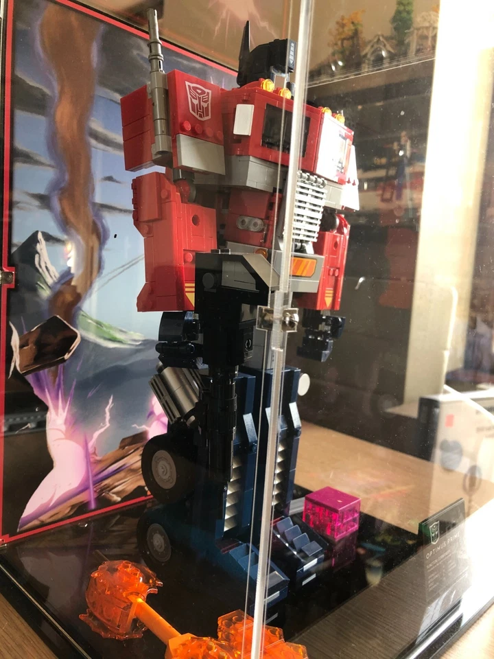LEGO Icons 10302 Optimus Prime, photo 2 sur 3