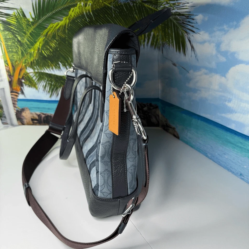 Bolso Maletín Coach M2161 Hamilton Portfolio en Lona Signature, Azul Nuevo sin Etiquetas Foto 4 de 4