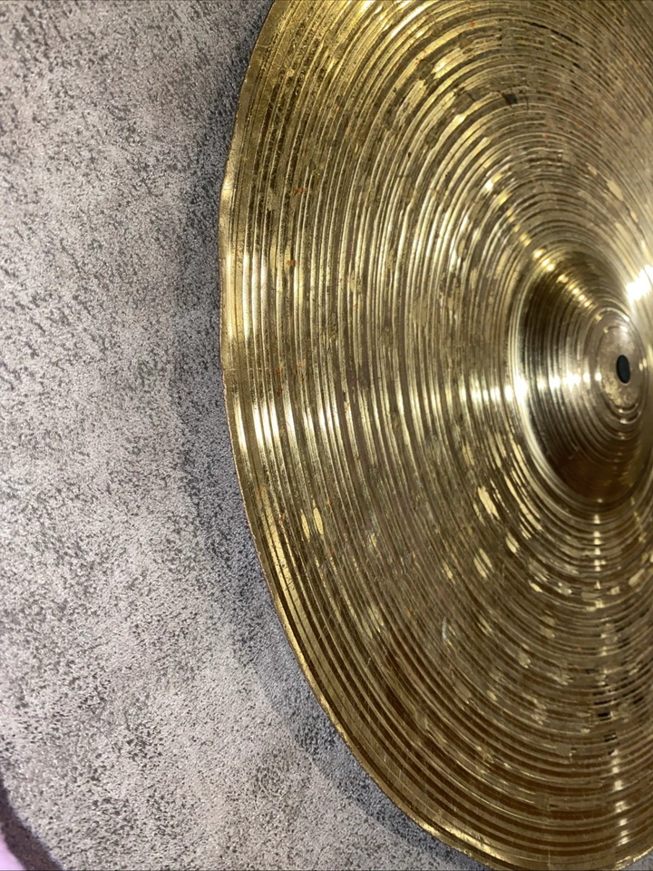 Platillo de choque de latón Meinl HCS de 16 pulgadas Foto 4 de 4