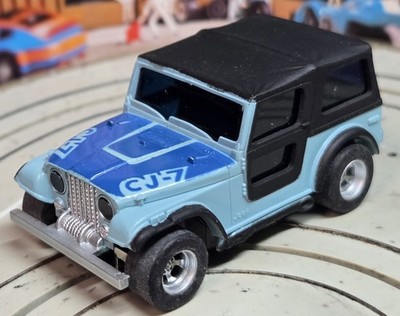 Faller Aurora 5623 --  AFX  Jeep mit Fahrlicht, 70er Jahre Spielzeug #EBS1775