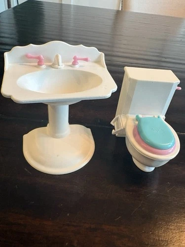 Barbie Kelly Mattel Vintage Bathroom Set  Toilet Sink 1996 Potty