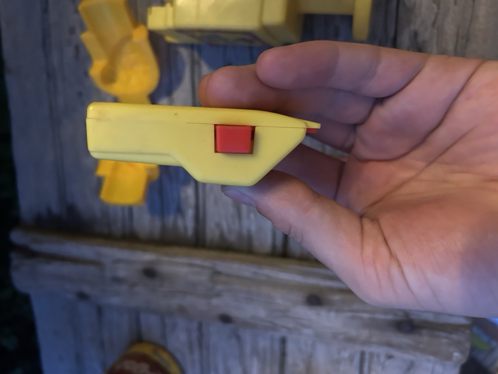 Play Doh Fuzzy Pumper Barber Accessories Clippers Chair Comb Hair 1977