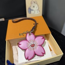 Leather TM Bag Charm Pink Cute Flower Keychain Charm Keyring Toy with Gift Box