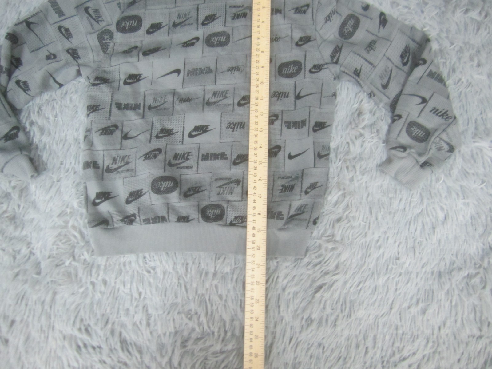 Nike Sweatshirt Boys Medium Gray Black Pullover Hoodie AOP Outerwear thumbnail 3