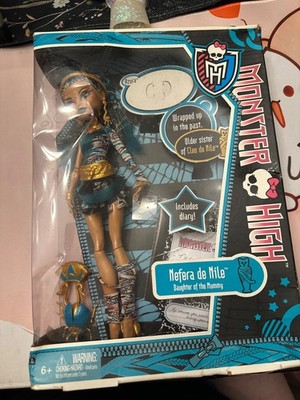 Monster High Nefera de Nile Doll First Wave NIB 2011