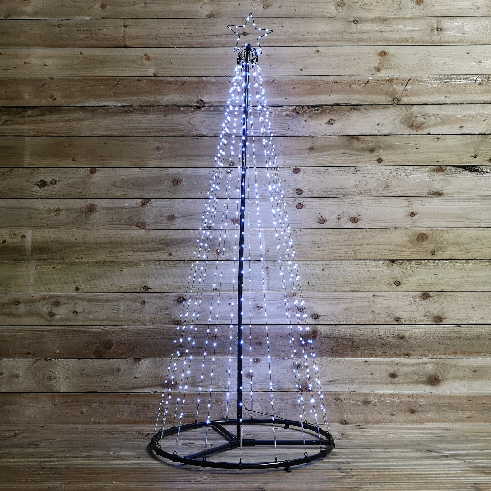 1.8m Outdoor Maypole Christmas Tree with 560 Ice White 10 Flashing