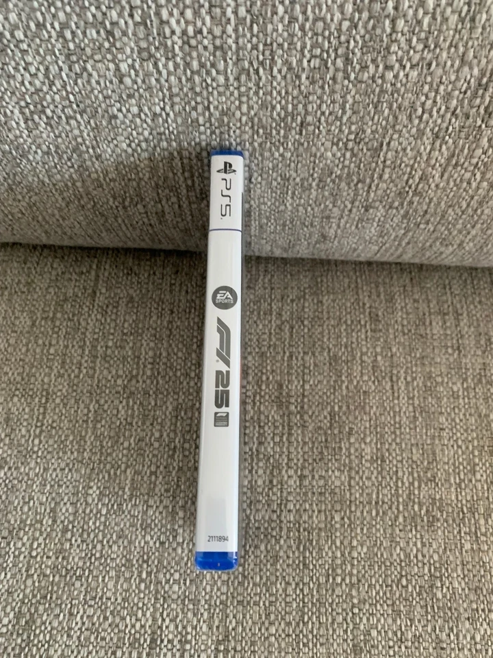 F1 25 PS5 PlayStation 5 EA Sports ESRB Brand New Sealed - Image 4 of 4