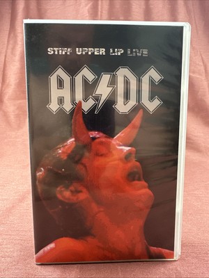 VHS - AC/DC - Stiff Upper Lip Live, München Olympiahalle 2001, Hard Rock 110 Min