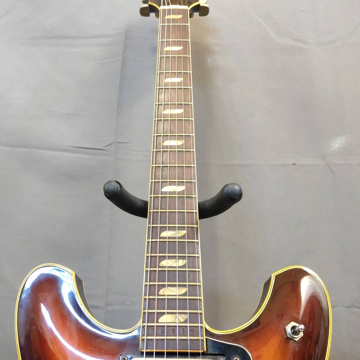 Semi-Acoustic Electric Guitar Yamaha SA-60 Sunburst 1970s with