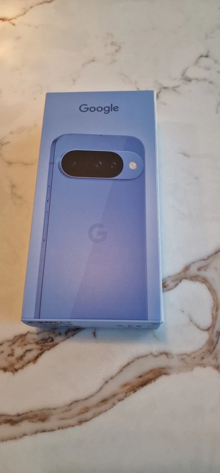 Google Pixel 10 Indigo Unlocked 128GB Brand New & Sealed - Image 3 of 3