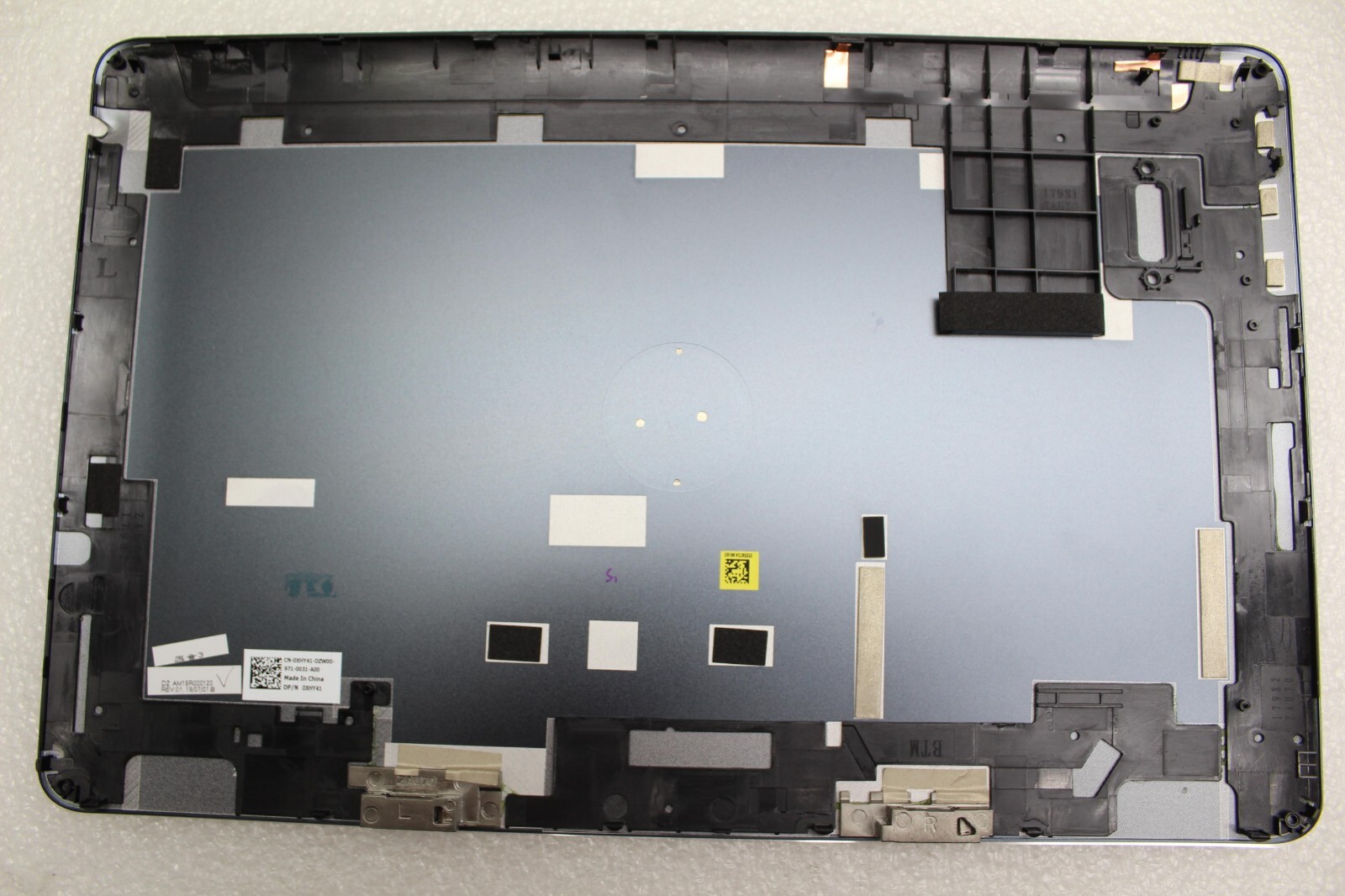 Coperchio Posteriore LCD Originale Dell Latitude 13 3340 - 3CR35 03CR35 HIAA 12 (usato Con Graffi)