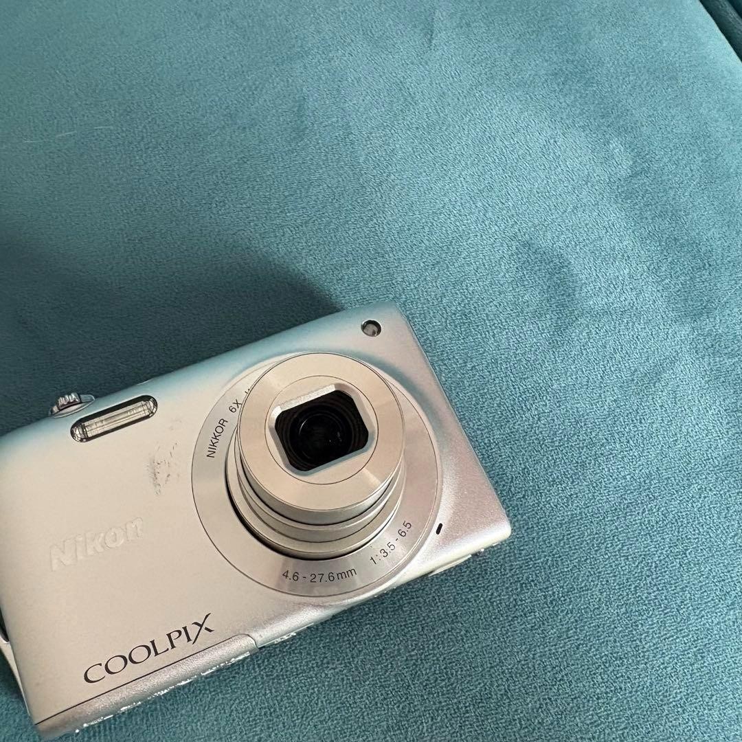 ジャンク品 Nikon COOLPIX S3300 silver シルバー il_1080xN.4318260867_gcjh.jpg