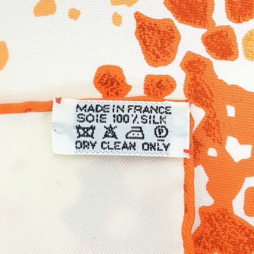 HERMES Scarf Carre 90cm TROIS FEUILLES 100% Silk White Orange w/Box R0252 - Picture 8 of 8