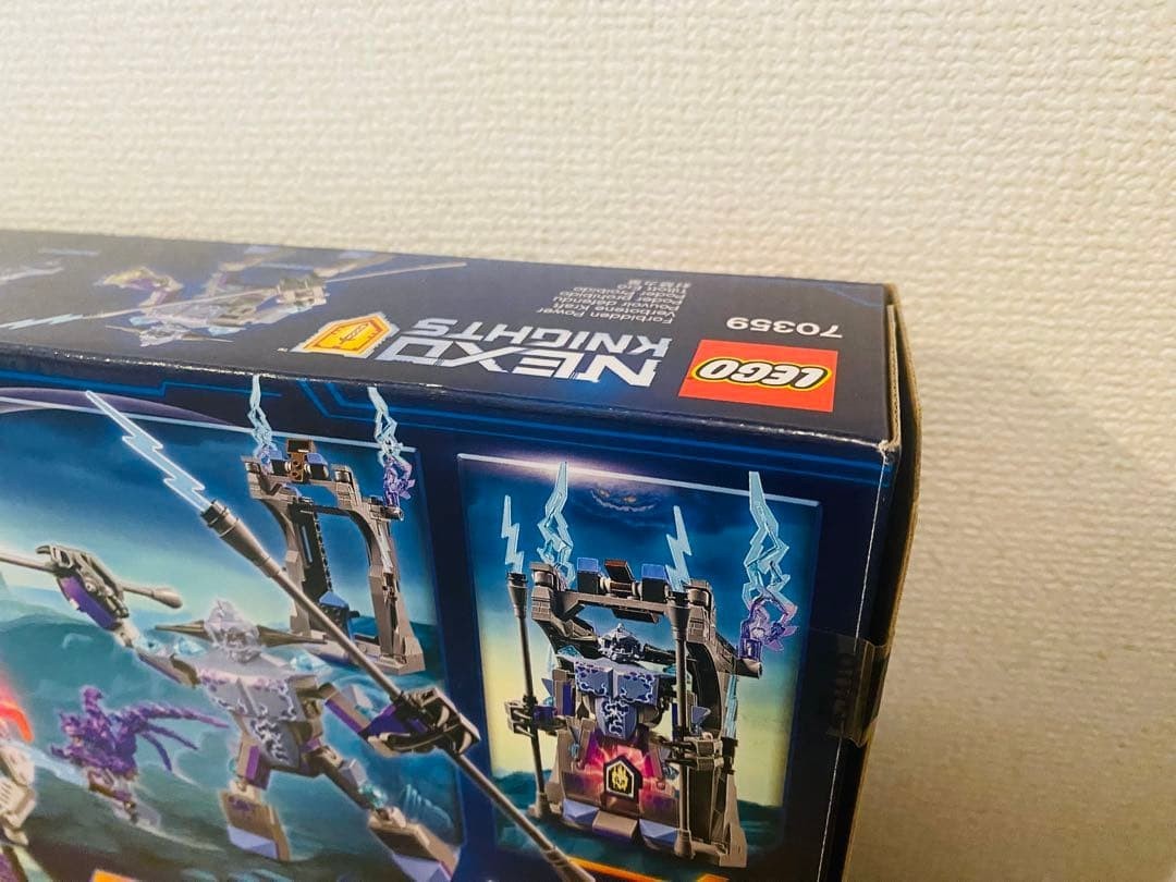 LEGO NEXO KNIGHTS: Lance vs. lightning (70359) for sale online | eBay