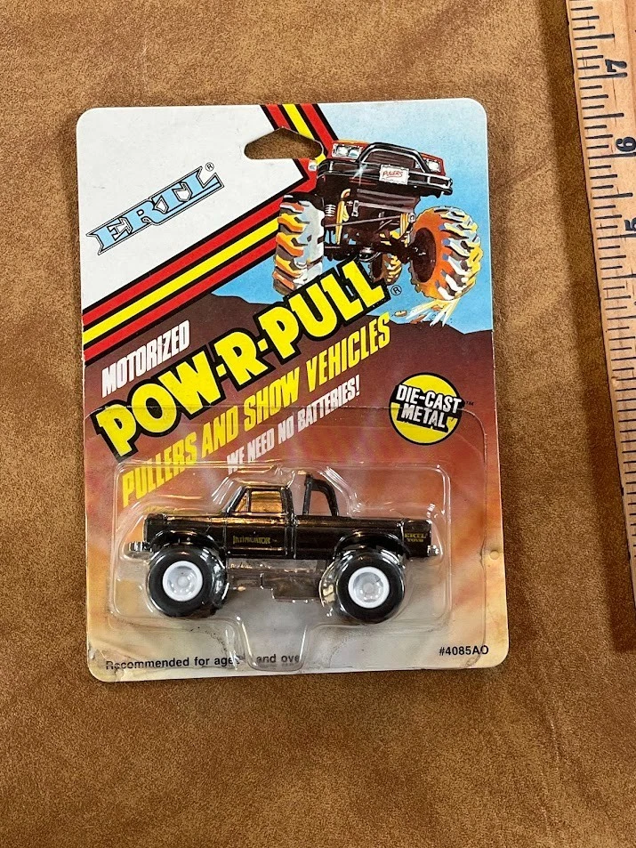 Extractores ERTL Pow-R-Pull y Show Intimidator Sin usar, en caja Foto 2 de 4
