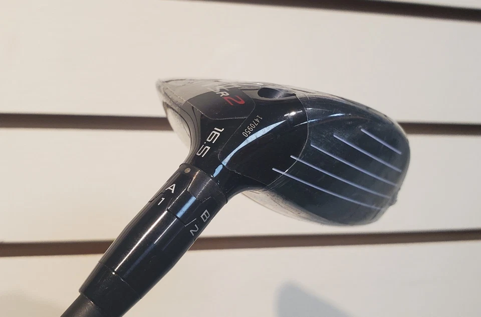 Titleist TSr2 #3 Fairway, 16.5°, RH, HZRDUS 5.5 Regular flex Shaft, NEW - Image 2 of 4