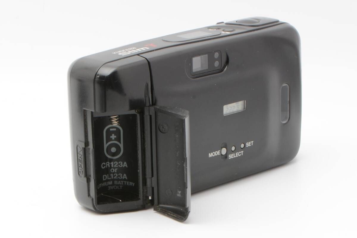 Yashica T4 Carl Zeiss Tessar 35mm Film Camera Kyocera Slim T Black