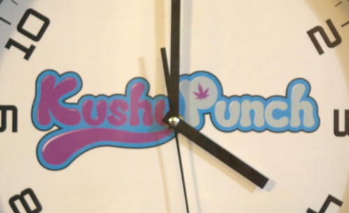 KUSHY PUNCH THC Products Steel Advertising Wall Clock w/Sweeping Second Hand - Picture 4 of 4