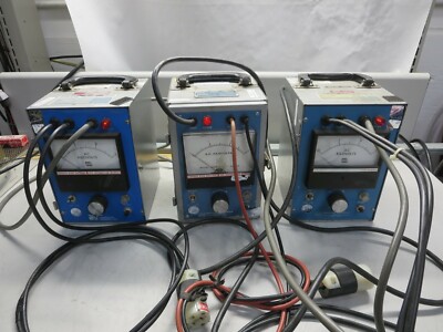 Associated Research (AR), 4025, A.C. Hypot Tester, 0-3 KV, For Parts &/Or Repair