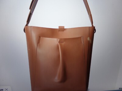 NWT  EVERLANE The Studio bag Cognac shoulder quality leather bag, retail $190!