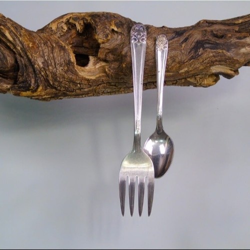 International Silver Vintage 1954 Melody Pattern Silverplate Spoon And Fork - Picture 2 of 10