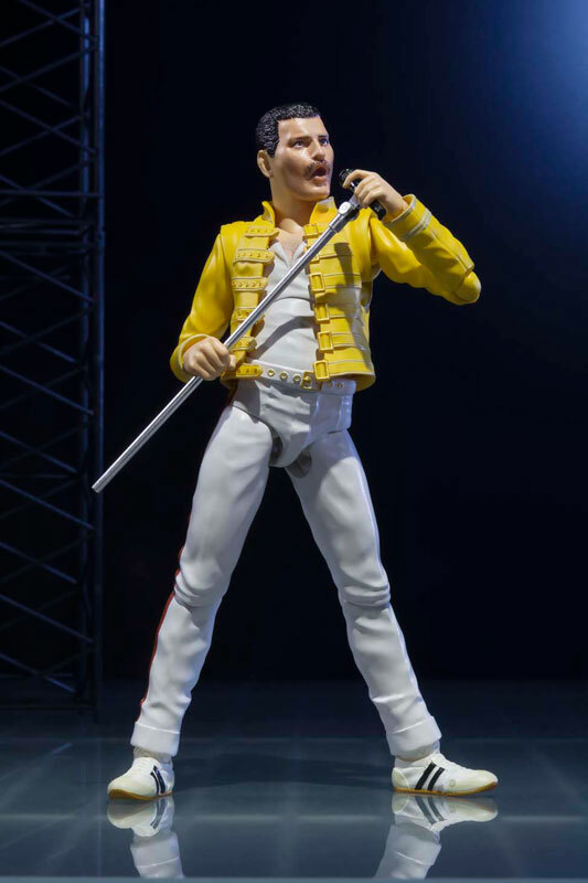 SHFiguarts [Freddie Mercury フィギュア]美品! Amazon.com: TAMASHII NATIONS - Freddie Mercury - Freddie