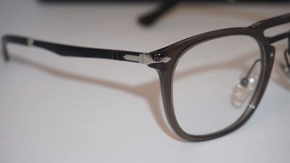 Gafas Persol nuevas lentes de demostración Opal Smoke PO3265V 1103 48 22 140 Foto 4 de 4