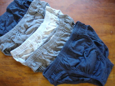 SAMPLE PACK High Street surplus.5 pairs Mens Briefs mixed blues. size Large