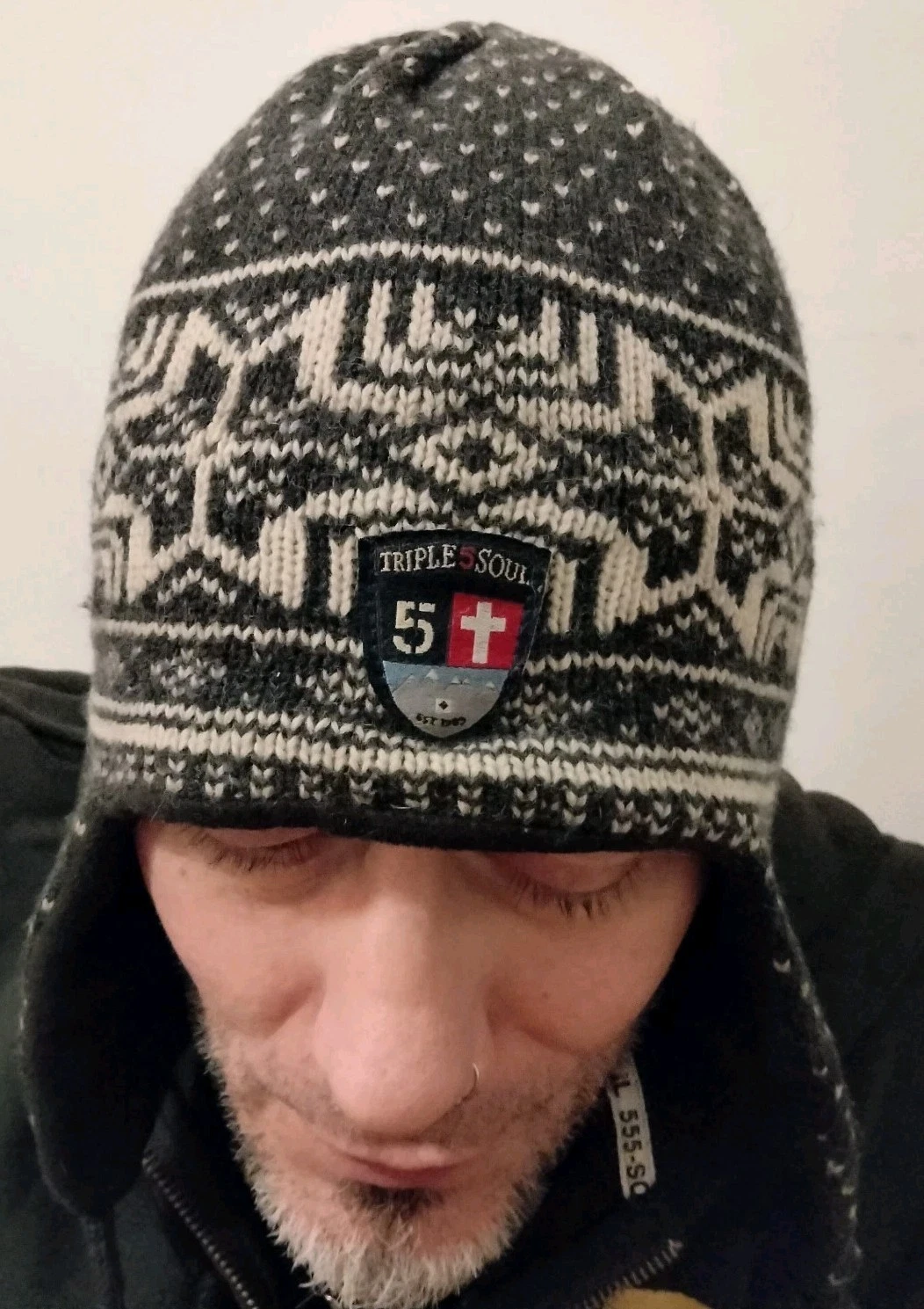 Triple 5 Soul Wool & Fleece Hat Ear Flaps -2 Avail White or Blk - Gr Cond RARE
Opens in a new window